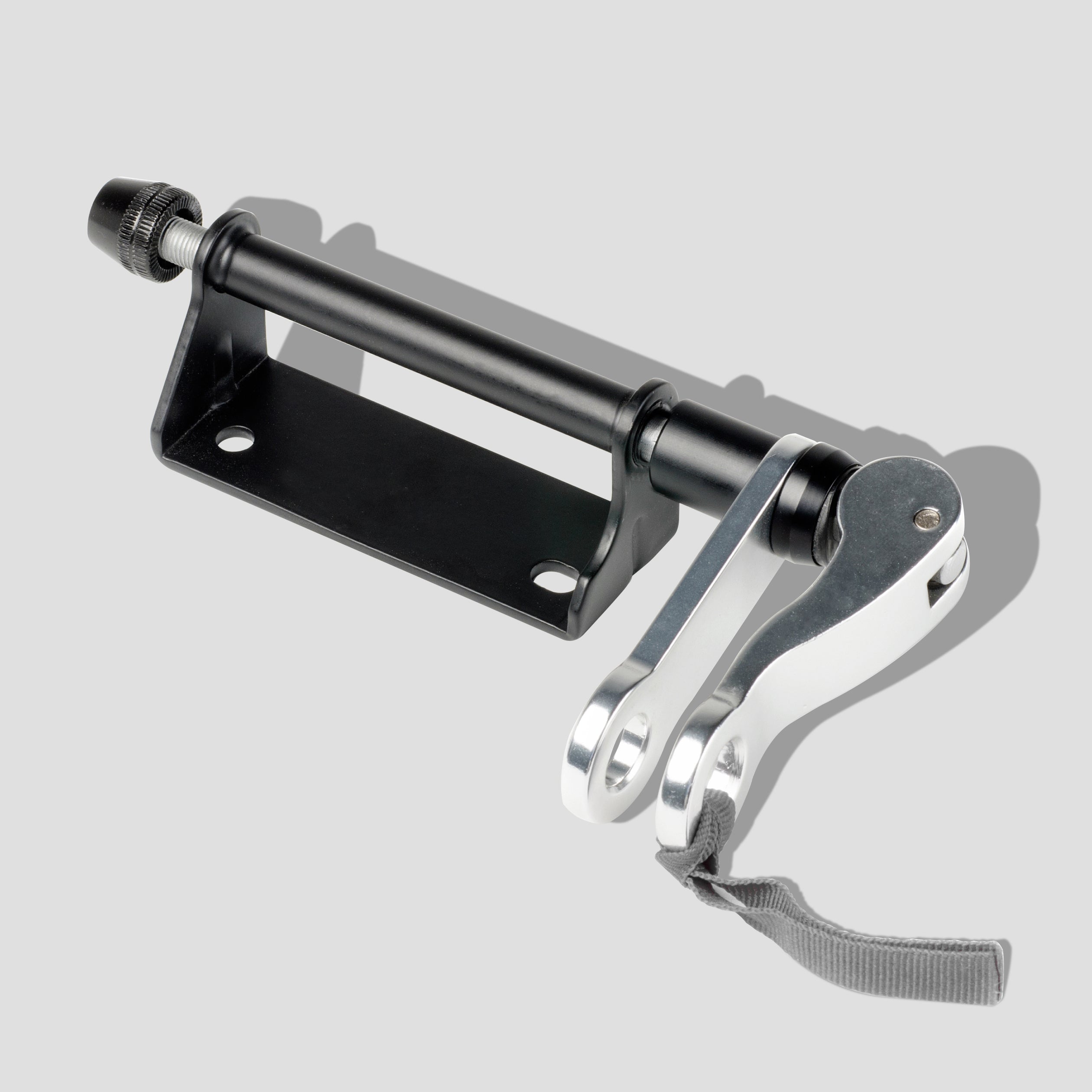 Delta fork mount top