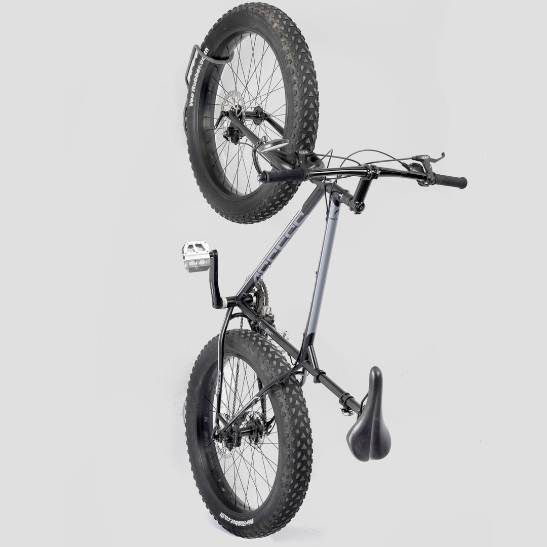 Fat bike storage outlet